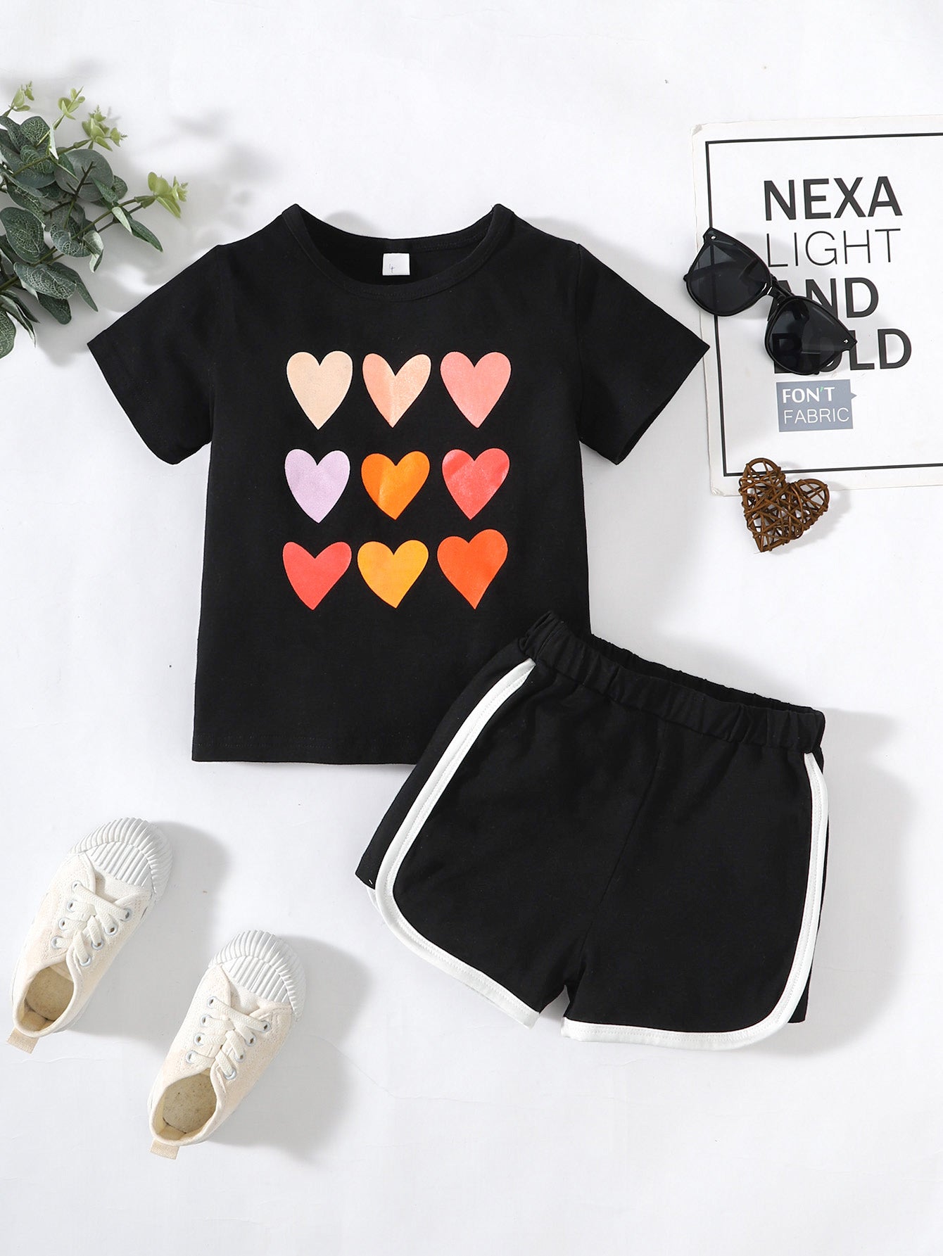 Kids Heart Print T-Shirt and Side Stripe Shorts Set COCO CRESS
