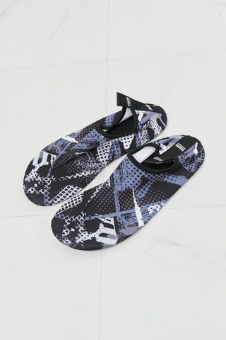 MMshoes On The Shore Water Shoes in Black Pattern COCO CRESS