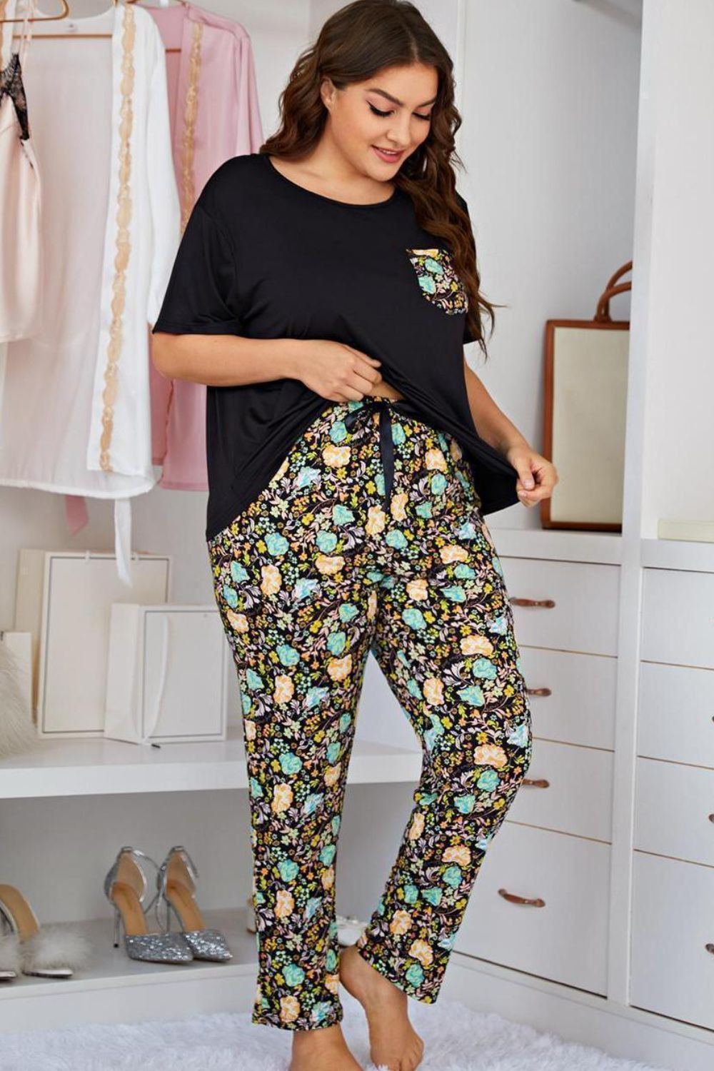 Plus Size Contrast Round Neck Tee and Floral Pants Lounge Set COCO CRESS