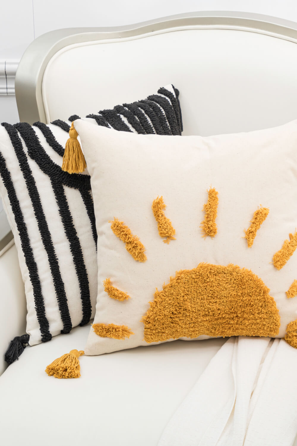 Sun Graphic Tassel Decorative Throw Pillow Case COCO CRESS