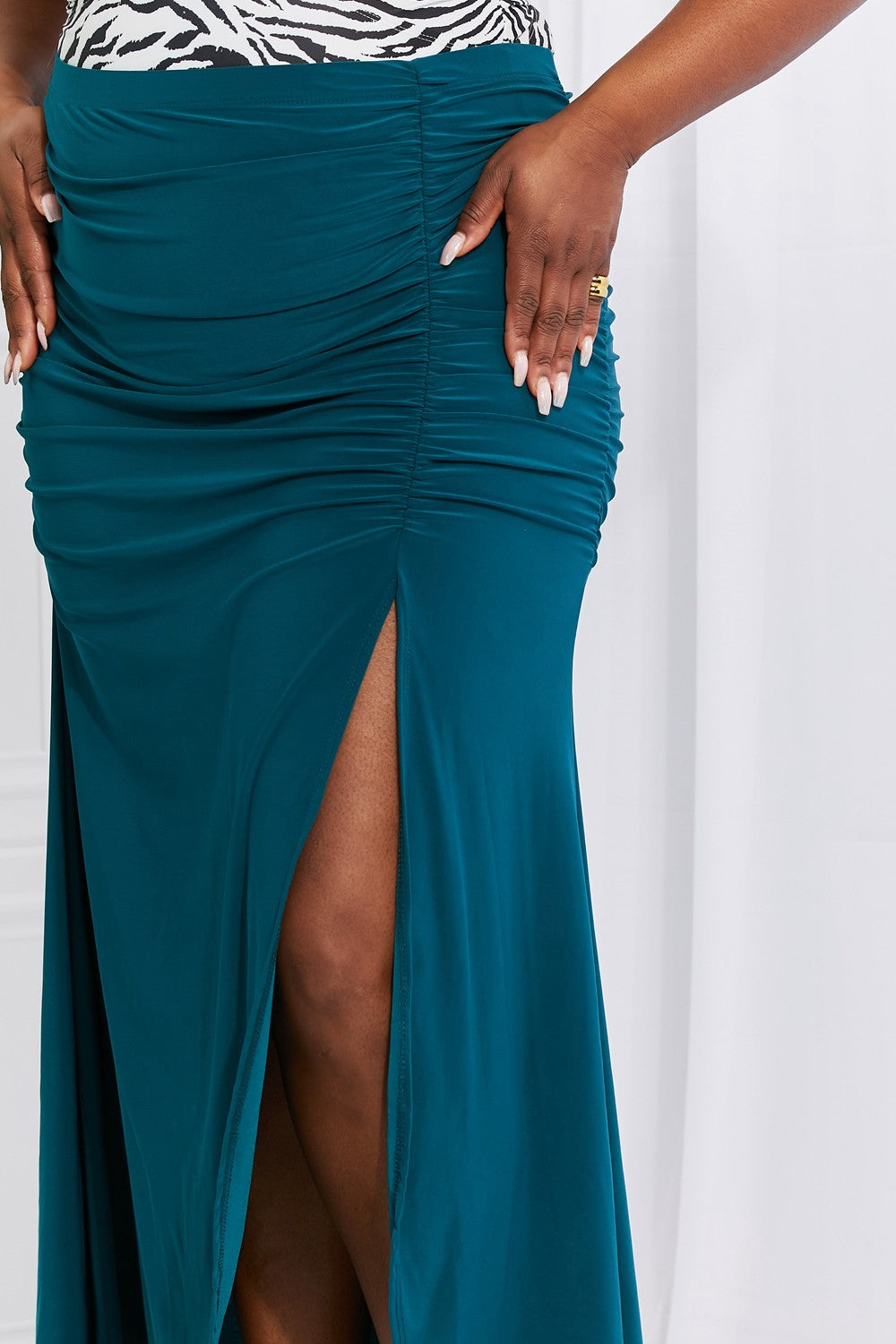 White Birch Full Size Up and Up Ruched Slit Maxi Skirt in Teal COCO CRESS