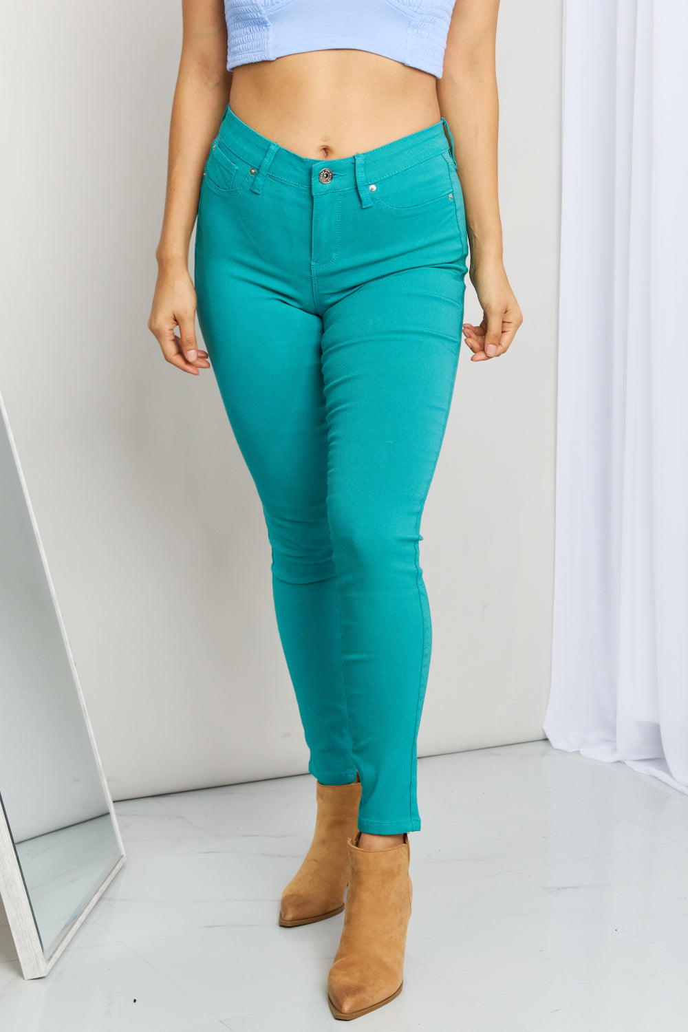 YMI Jeanswear Kate Hyper-Stretch Full Size Mid-Rise Skinny Jeans in Sea Green COCO CRESS